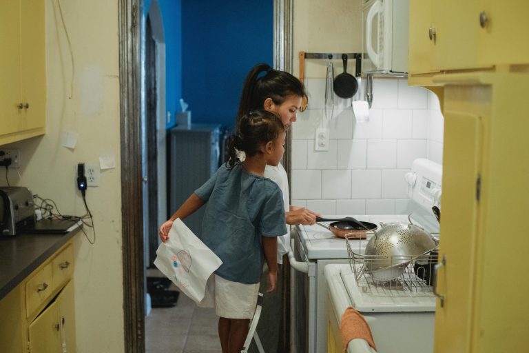 Cooking Classes Evolution: Learning Culinary Skills in Digital Age