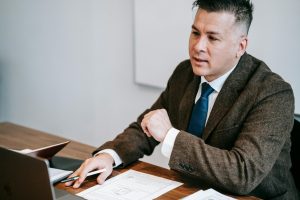 Hot Weather Solutions for Office Dress