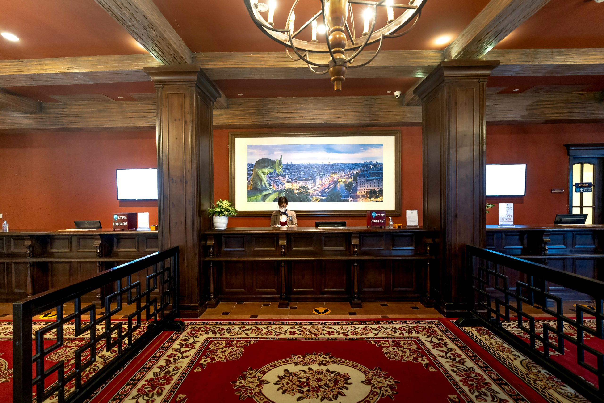Hotel Staff Appreciation Gestures Improve Service Quality