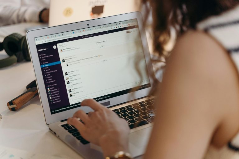 Online Stores Revolutionizing Professional Attire Shopping
