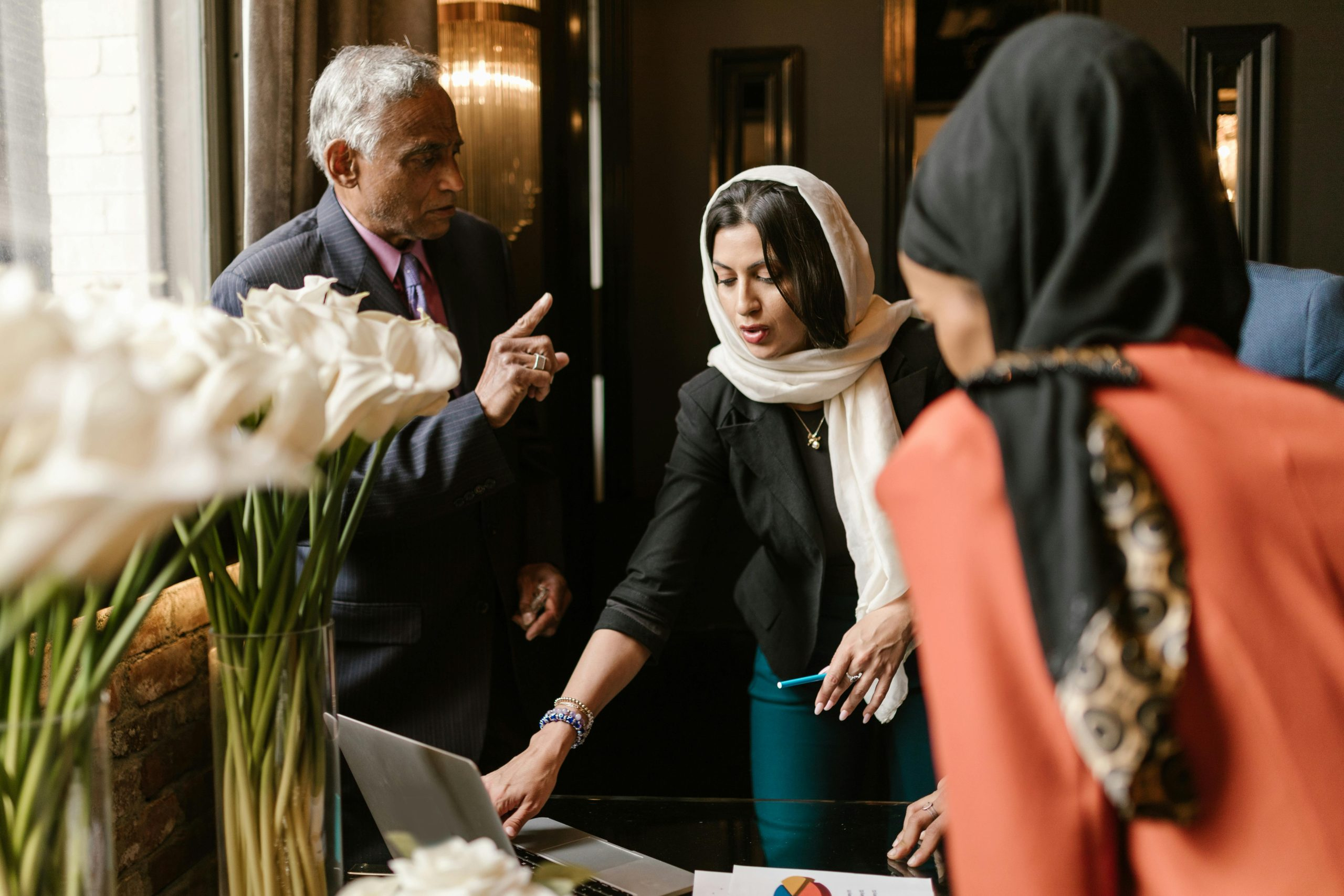 Last-Minute Meeting Looks That Impress