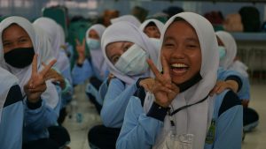 Encouraging Girls to Break Barriers in STEM