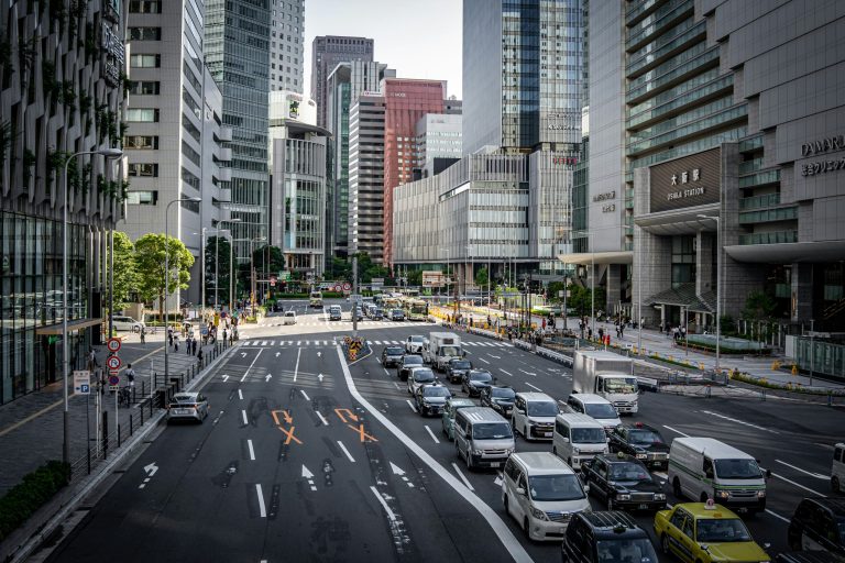 Smart Cities Are Integrating Connected Vehicles